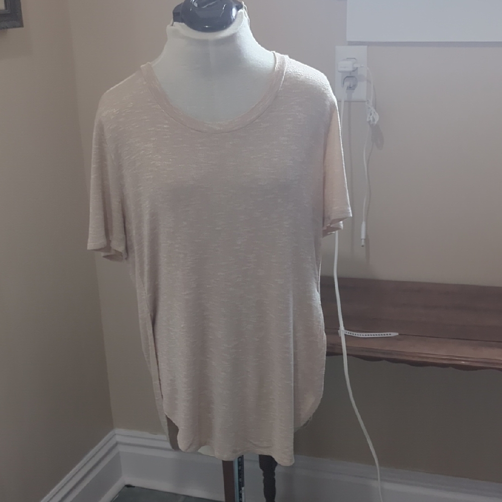 Alya gold short sleeve sweater, EUC, size large